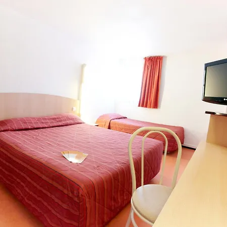 Premiere Classe Rouen Nord - Guillaume Hotel 3*